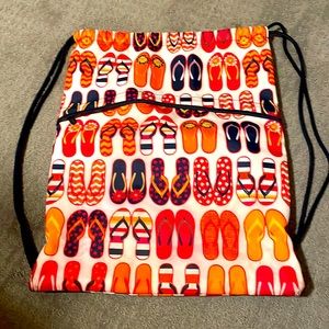 Thirty-One Flip Flop Backpack with Front zipper compartment